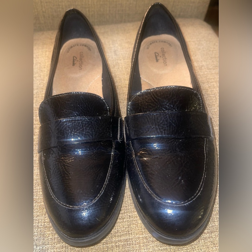 Clark’s Collection Shoe - Picture 2 of 8